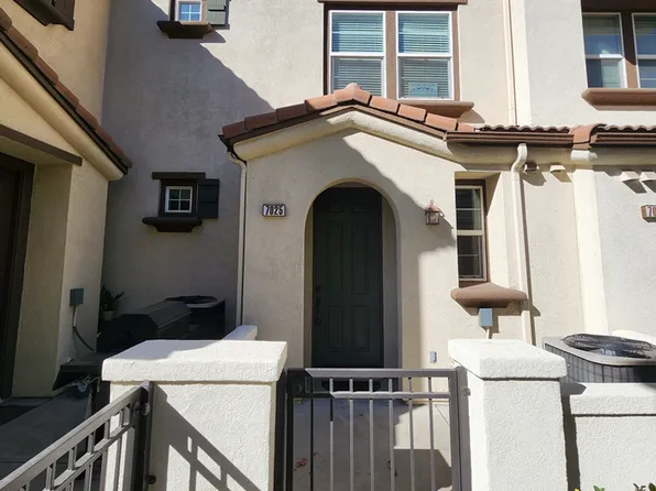 7025 Vining St, Chino, CA 91710