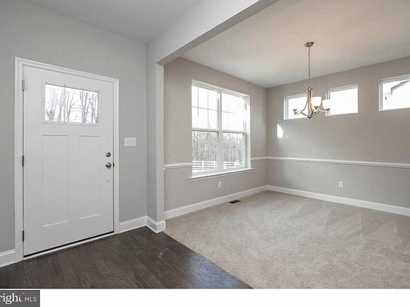 3rd image of 204 Seven Springs Ln