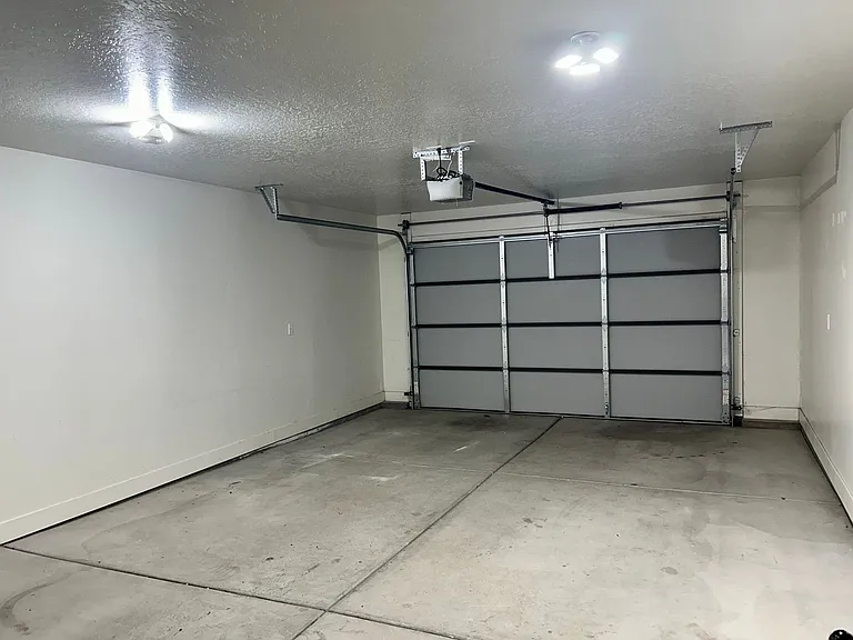 2801 E 450 N #301 — Photo 12