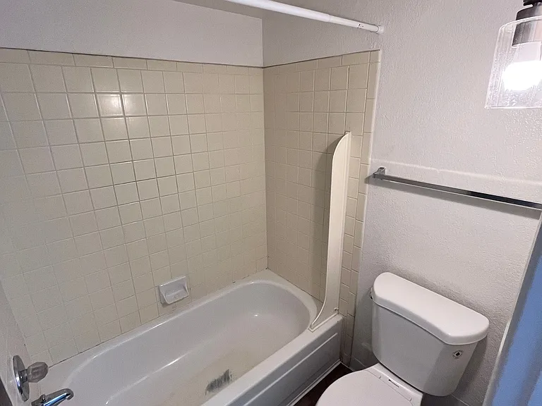 3052 N Alvernon Way #203 — Photo 6