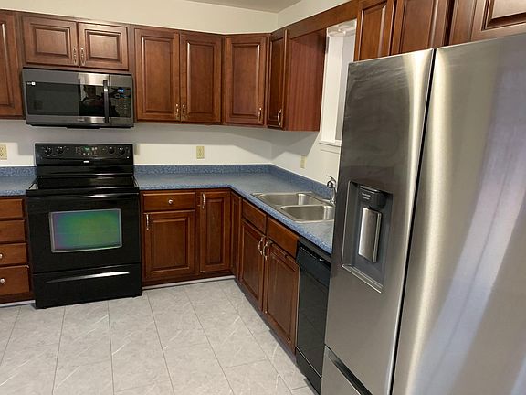 2nd image of 4257 Nantucket Dr