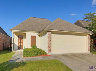 17823 Willow Trail Dr, Baton Rouge, LA 70817
