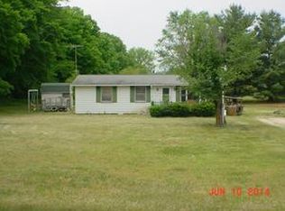 11250 Harrison Ave, Farwell, MI 48622
