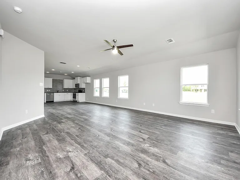 688 Swallow Dr — Photo 12
