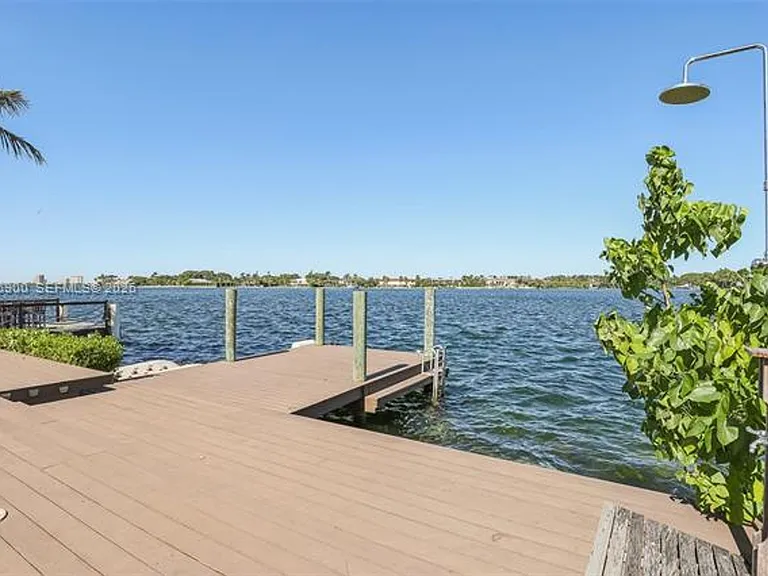 1231 Stillwater Dr #1231 — Photo 5