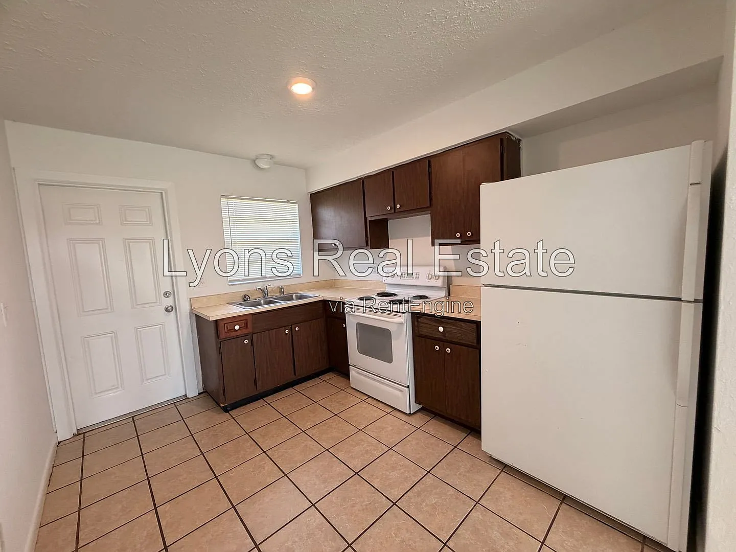 2 bed, 1.0 bath, 780 sqft, $1,095 — Photo 4