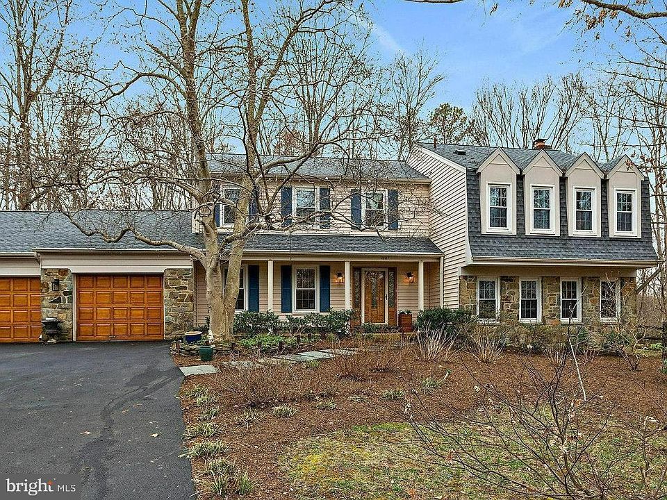12117 Holly Knoll Cir, Great Falls, VA 22066 Zillow