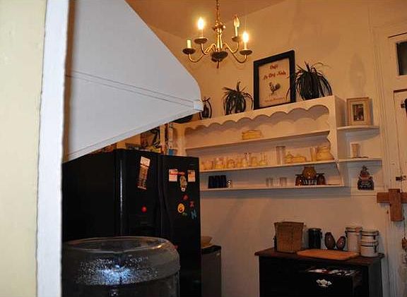4th image of 1224-26 Columbus St
