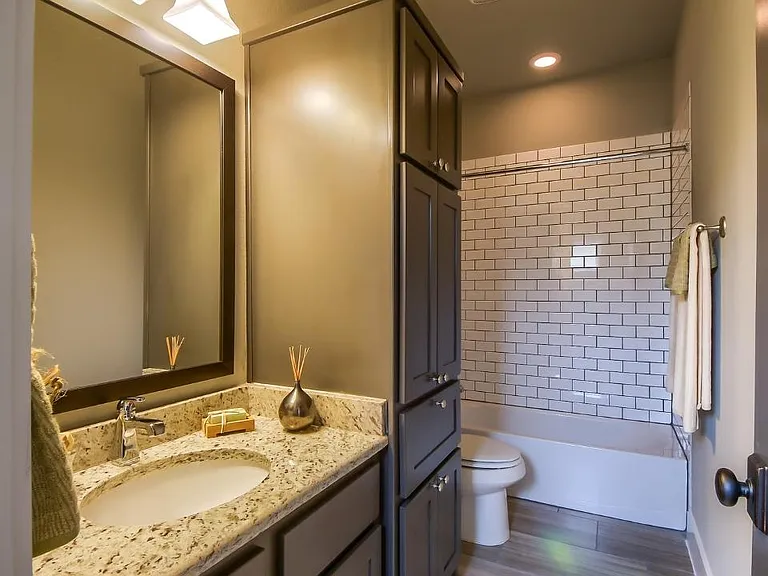 232 Claremont Ave — Photo 18