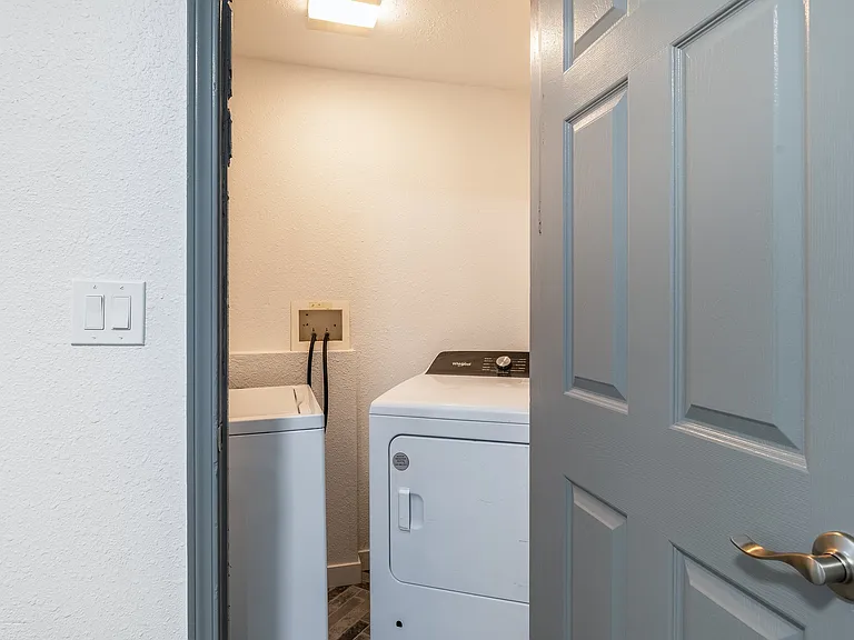 1003 SW 150th St #2 — Photo 17