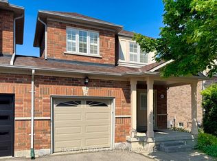 68 Rideau Dr, Richmond Hill, ON L4B 4P3