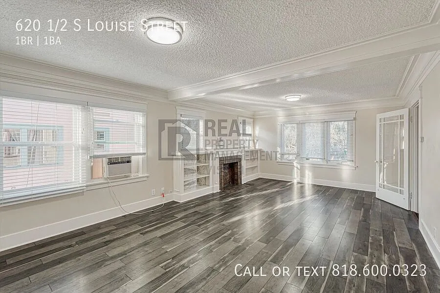Spacious 1-bedroom 1-bath unit in the heart of Glendale (944 sq ft): — Photo 3