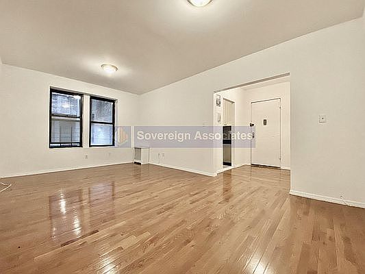 1st image of 44 Bennett Ave #1