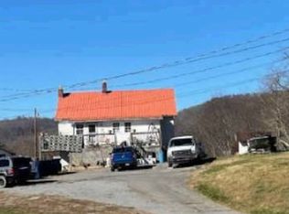 512 Barrett St, Richlands, VA 24641