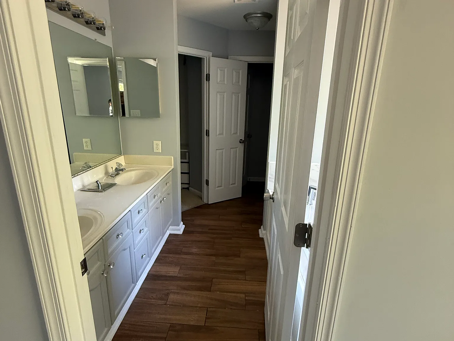 4 bed, 1916 sqft, $2,900 — Photo 4