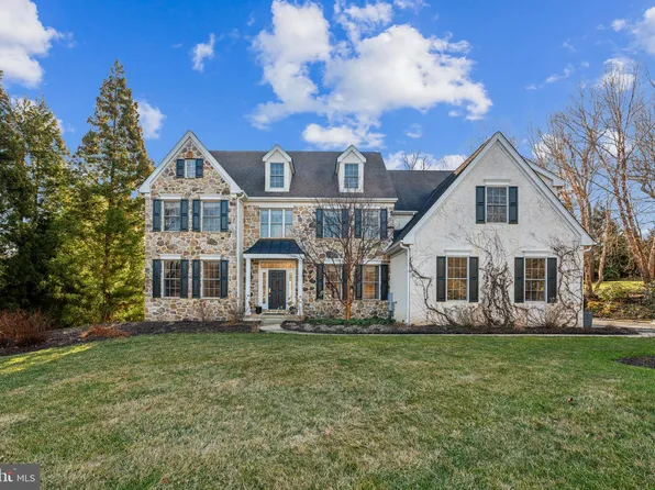 104 Woodridge Dr, Kennett Square, PA 19348