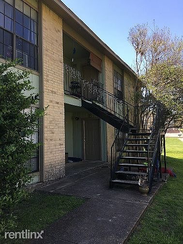 305 Craddock Stairs
