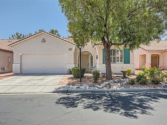 2nd image of 4463 El Presidio Dr