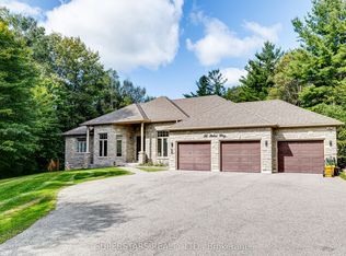 26 Pelosi Way, East Gwillimbury, ON L0G1M0
