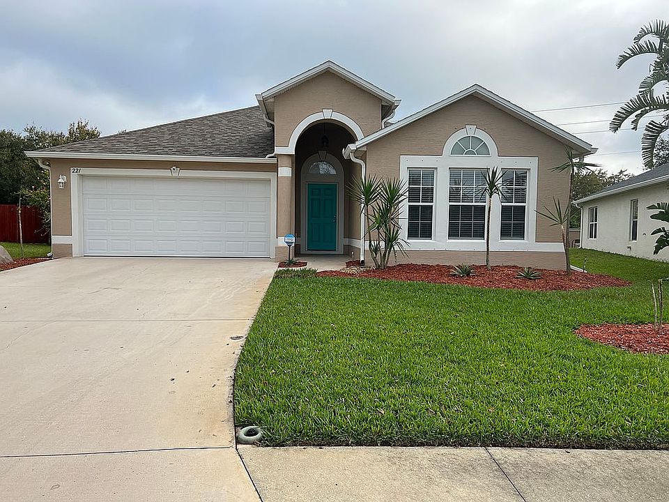 1st image of 221 King Arthur Ct