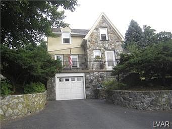 1st image of 2400 Park Ave