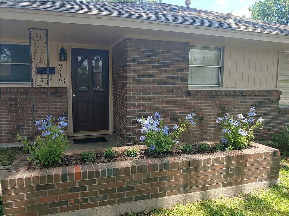 1st image of 9710 Pine Lake Dr