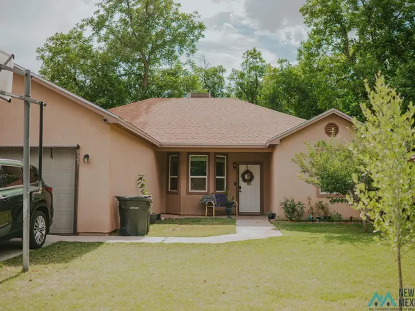 923 N Alameda St, Carlsbad, NM 88220