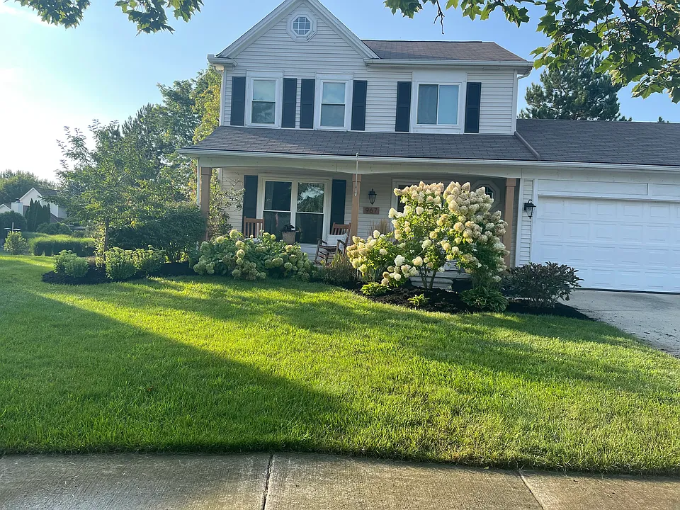 967 Devon Ct
