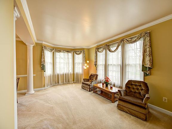5th image of 3020 Franklin Corner Ln