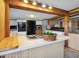 6102 E Five Point Hwy, Eaton Rapids, MI 48827