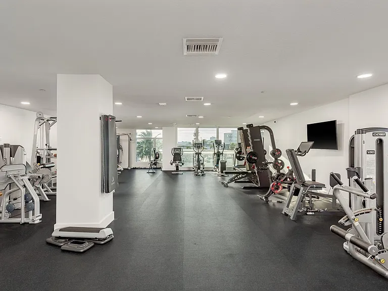 415 Island Way #402 — Photo 35