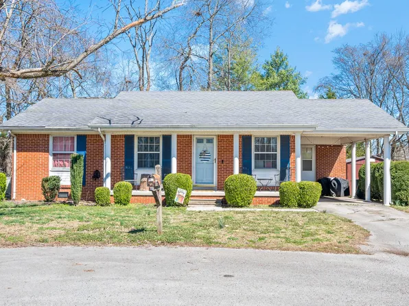 708 Mill Green Ct, Hopkinsville, KY 42240
