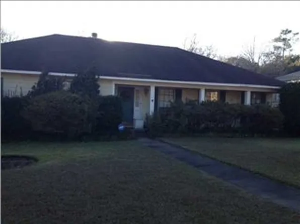 2112 Pine Needle Dr E, Mobile, AL 36609