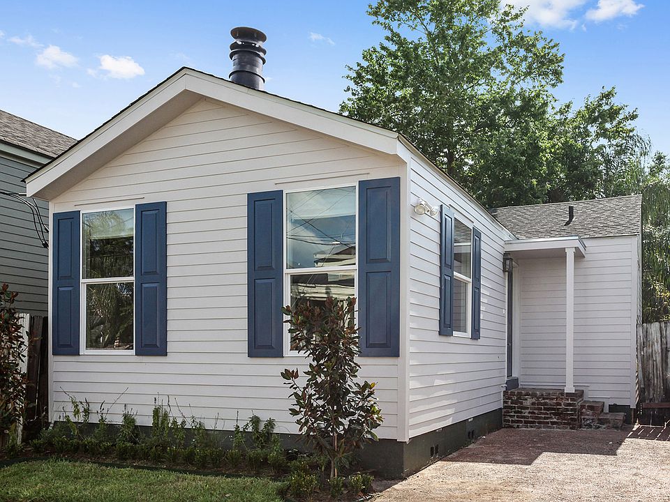 1st image of 528 Dufossat St