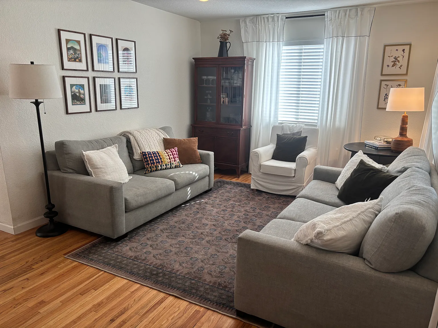 4 bed, 2064 sqft, $3,200 — Photo 4