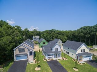 169 Beach Rd, Salisbury, MA 01952