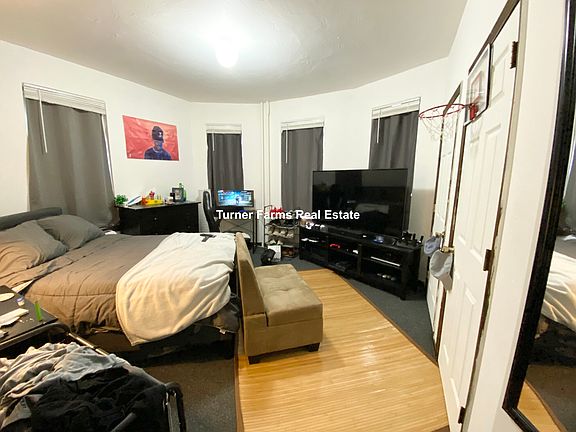 3rd image of 10 Parker Hill Ave #1F