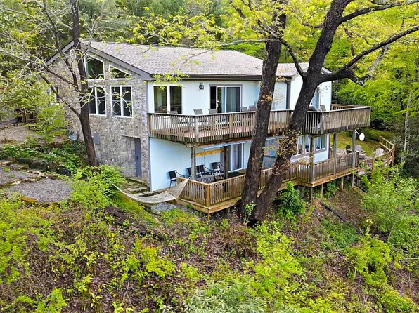 170 Tessie Ln, Black Mountain, NC 28711
