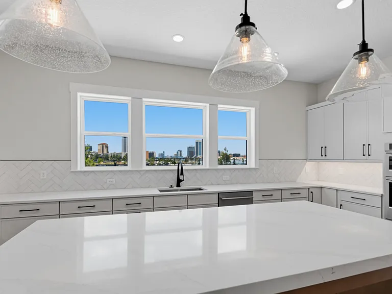 2054 Prudential Dr — Photo 12