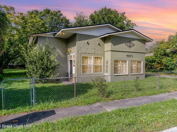 1615 Violet Ave, Titusville, FL 32796