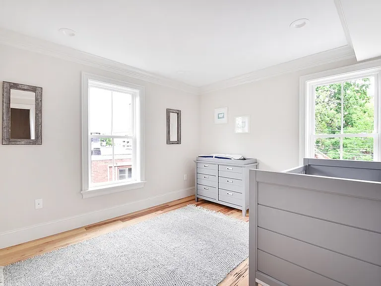 44 Evergreen St #4 — Photo 18