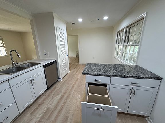 2nd image of 302 Wellington Dr