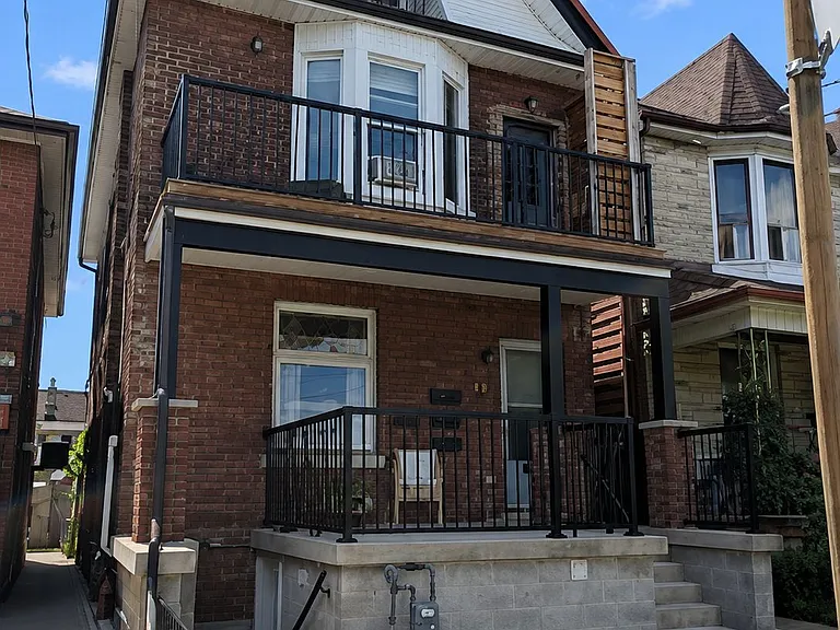 64 Russett Ave #MAIN — Photo 1