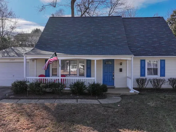 12809 Kemper Ln, Bowie, MD 20715