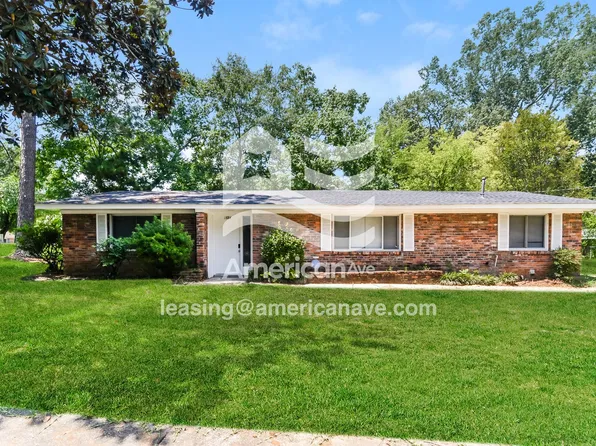 1884 Hill Hedge Dr, Montgomery, AL 36106