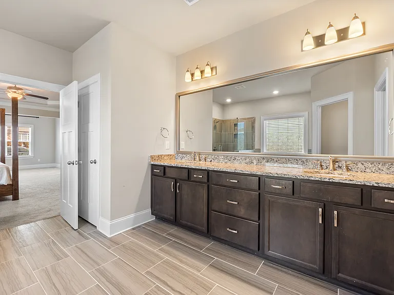 7435 Red Poppy Dr — Photo 22