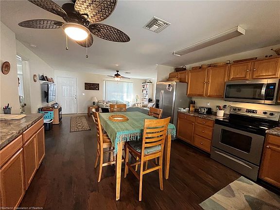 3rd image of 10644 S Orange Blossom Blvd