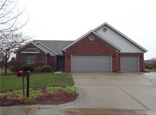1108 Springway Ct, Shelbyville, IN 46176