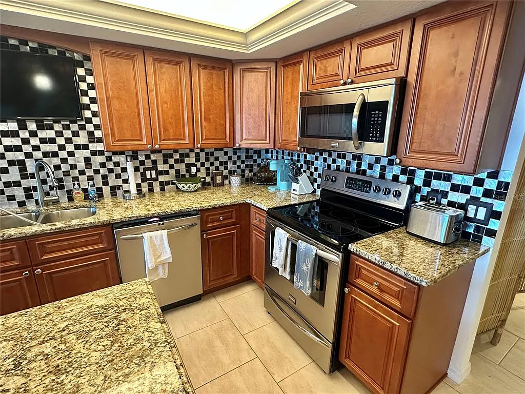 2 bed, 2.0 bath, 1236 sqft, $4,000 — Photo 4