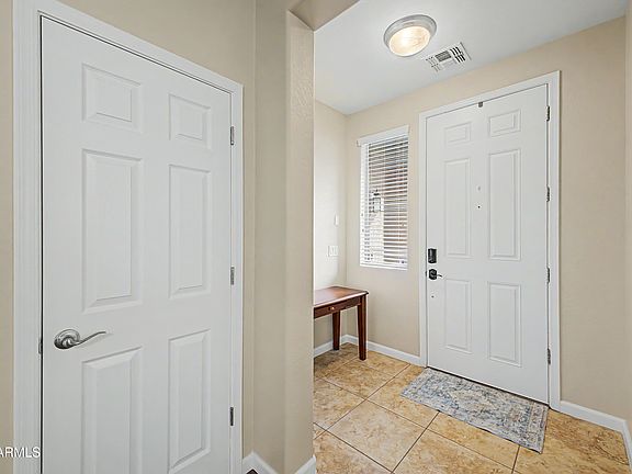 3rd image of 2328 W MELODY Drive